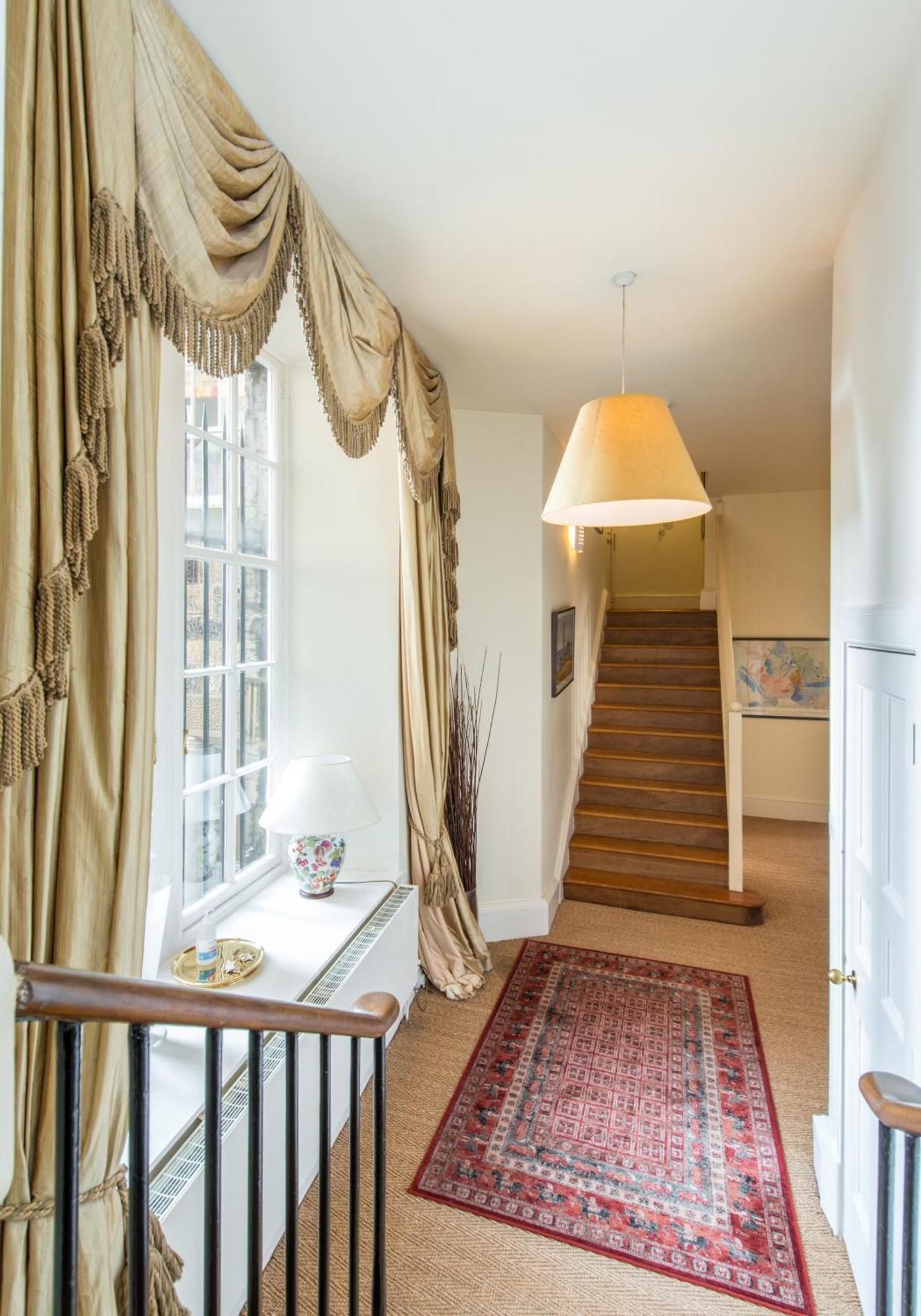 Parliament Sq Apartment Edinburgh Exterior photo