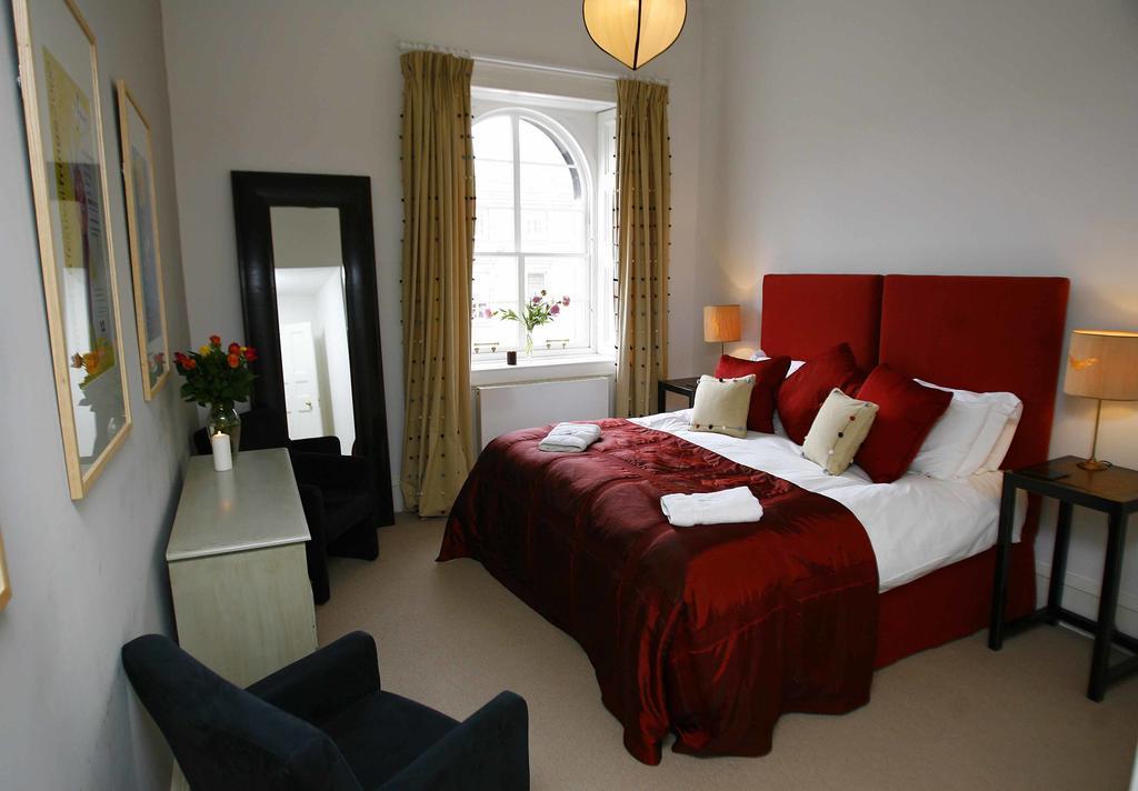 Parliament Sq Apartment Edinburgh Exterior photo